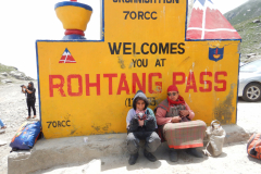 Manali Rohatang Pass - At the BROs land mark