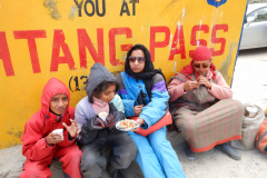 Manali Rohatang Pass - Hot Tea at the BRO landmark
