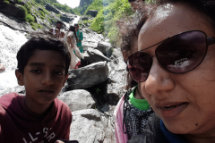 Manali Rohatang Pass - Joshina with Children