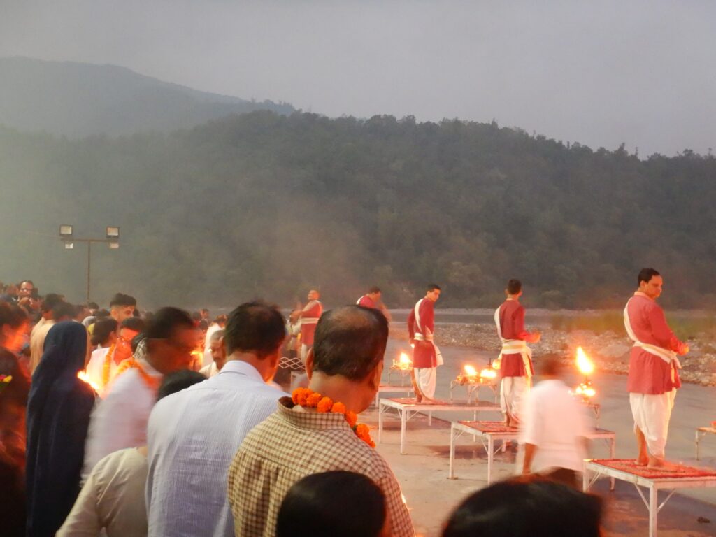 Rishikesh - ganga Aarti ceremony is underway
